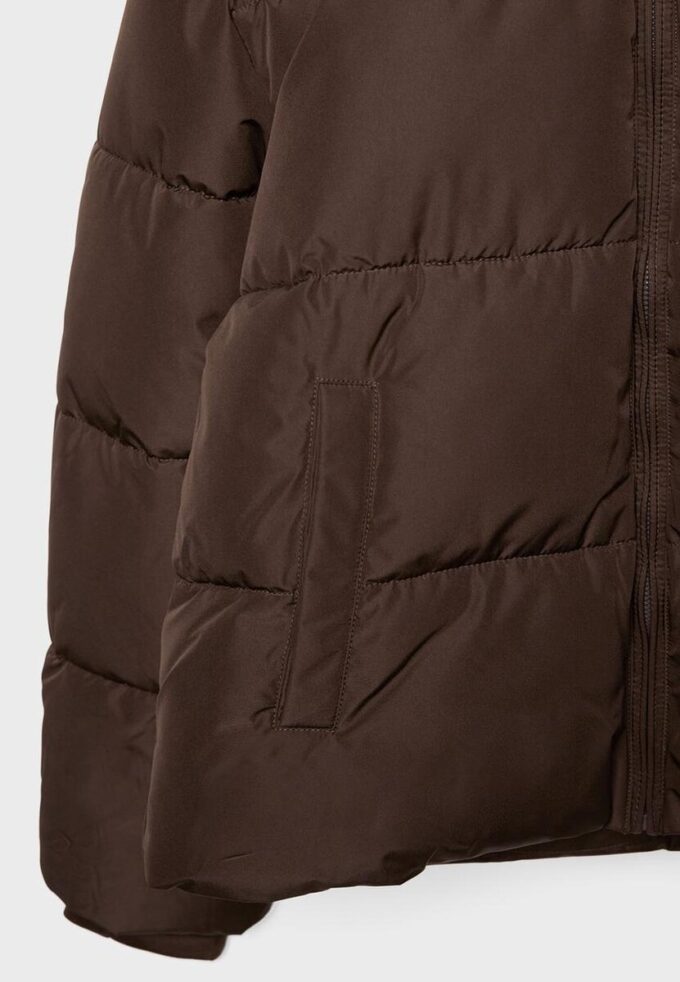 Enkel dunjakke med hette