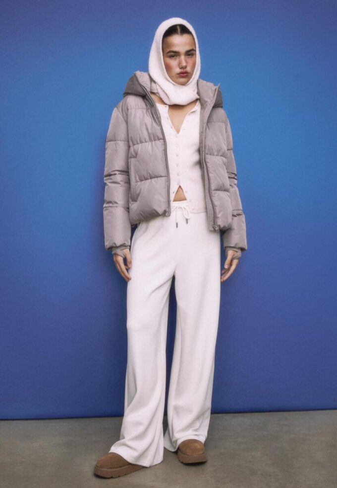 Enkel dunjakke med hette