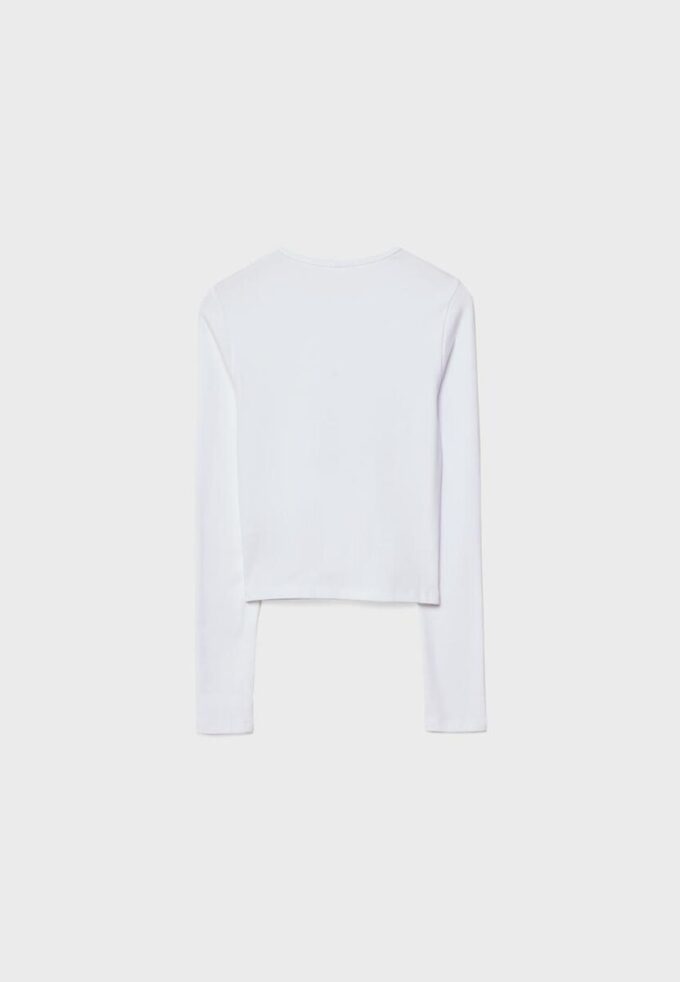 Enkel langermet bomullst-skjorte som basisplagg