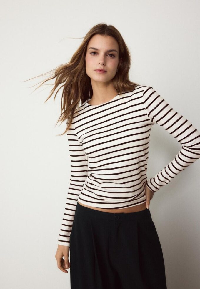 Enkel langermet stripete T-skjorte