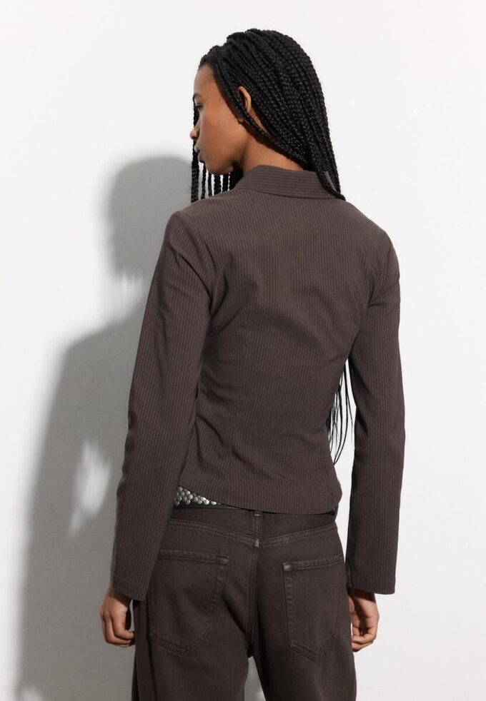 Enkel skjorte med rynker