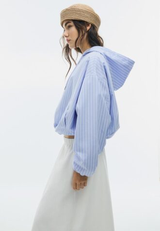 Enkel stripet nylonjakke med hette