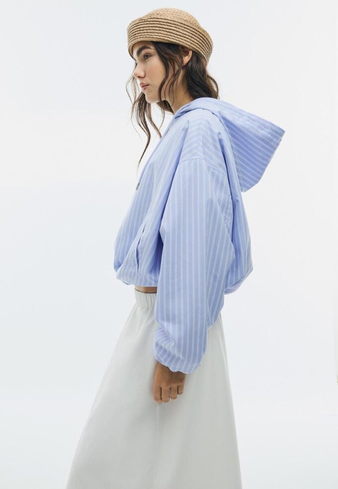 Enkel stripet nylonjakke med hette