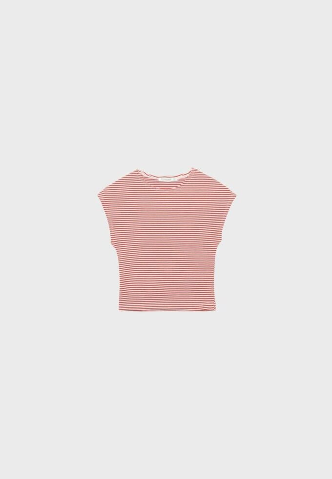 Enkel stripet T-skjorte som er et basisplagg med mini-ermer