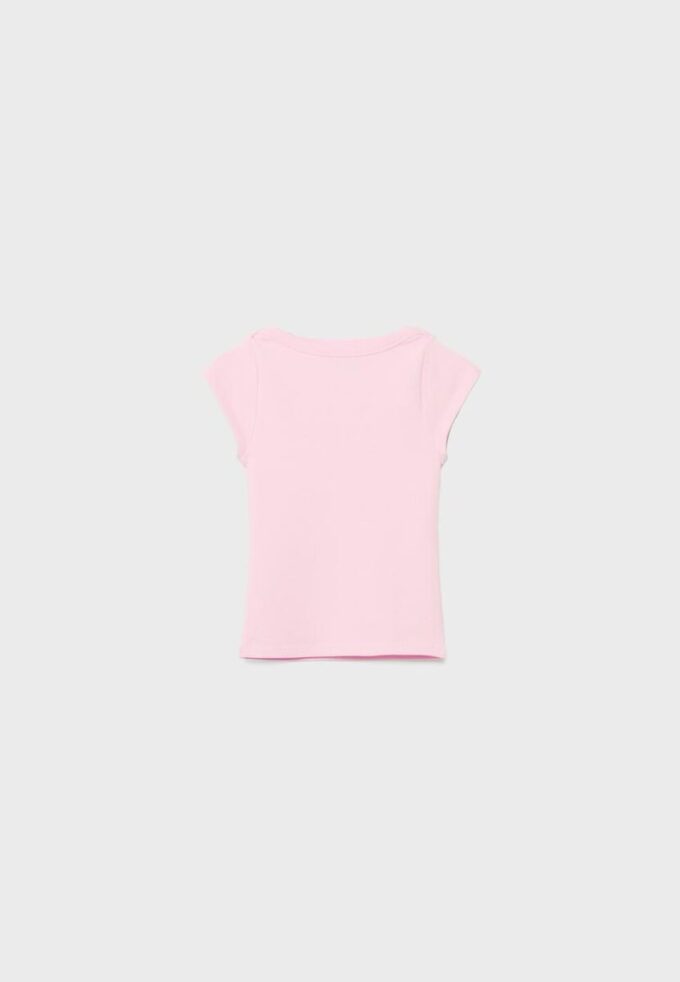 Enkel T-skjorte med båthals som basisplagg