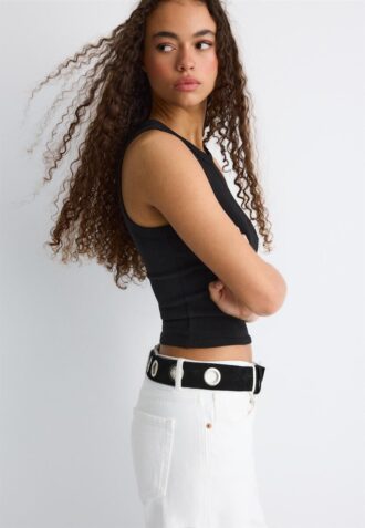 Enkel topp med racerrygg