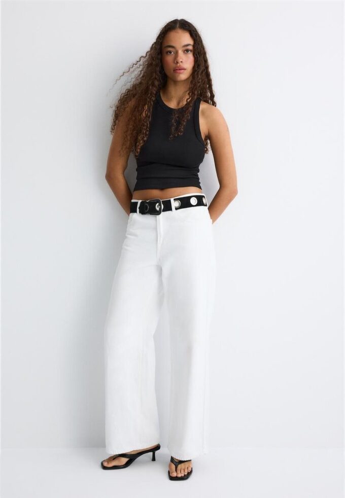 Enkel topp med racerrygg