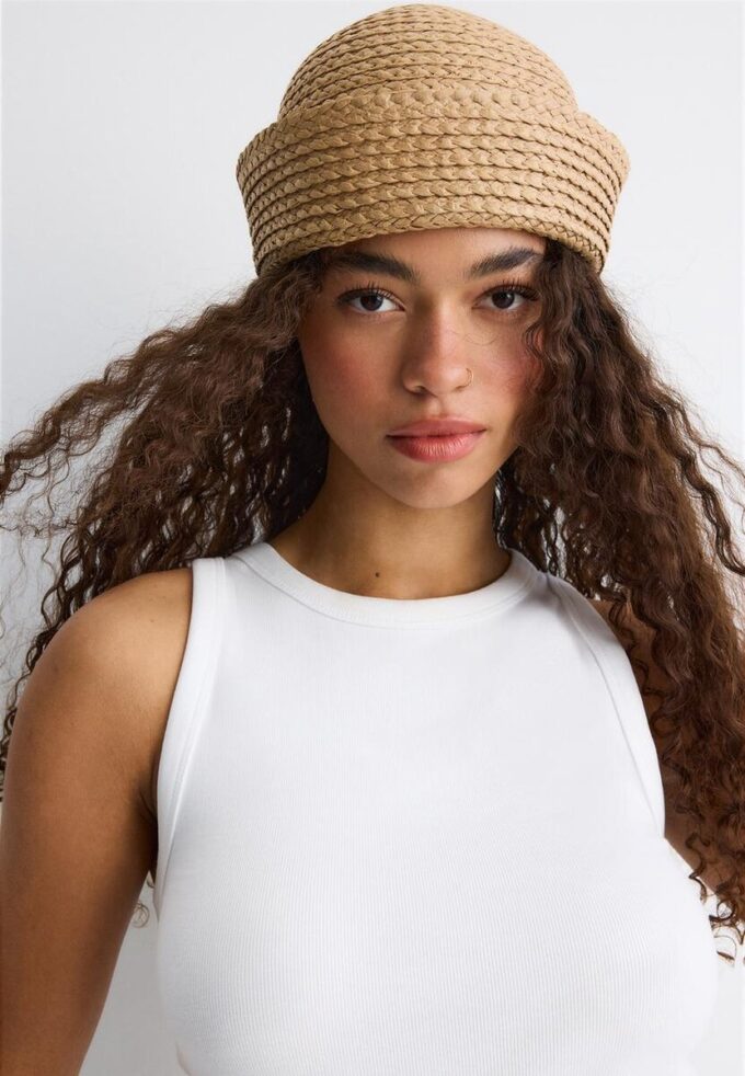 Enkel topp med racerrygg