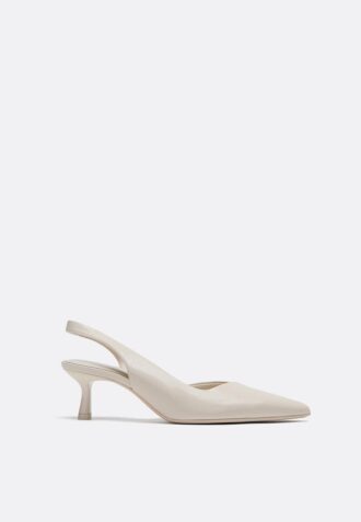 Enkle høyhælte sko