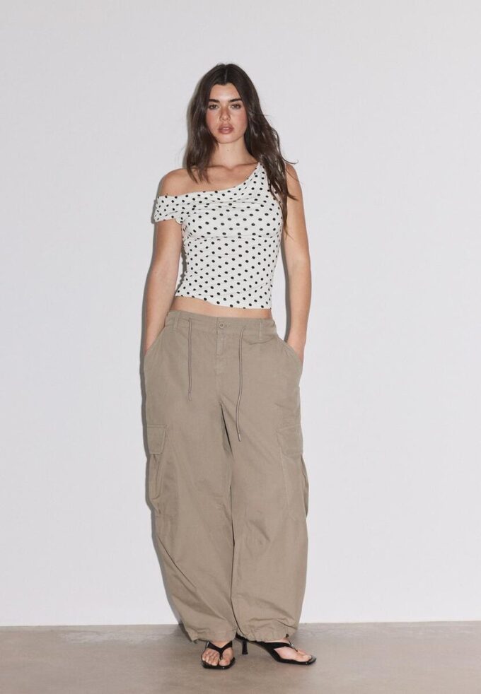 Ermeløs topp med flere bruksmuligheter