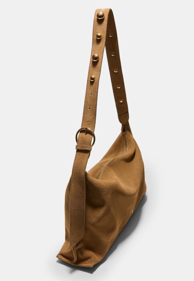 Flat skulderveske med nitter, 100 % Skinn