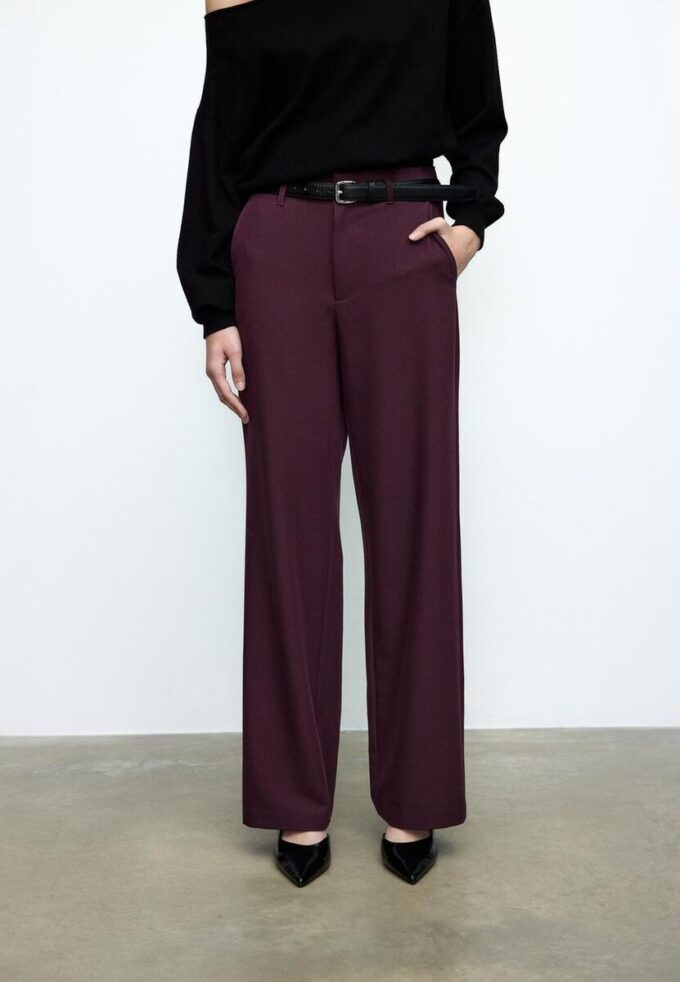 Flott, rett buksemodell med belte