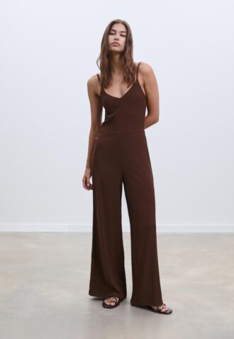 Flytende jumpsuit med stropper