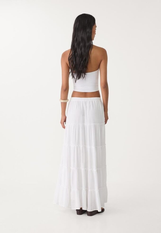 Flytende midiskjørt med paneler