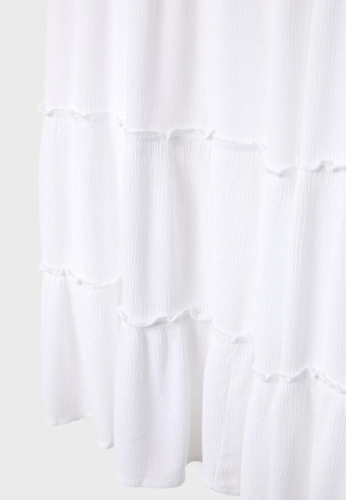 Flytende midiskjørt med paneler