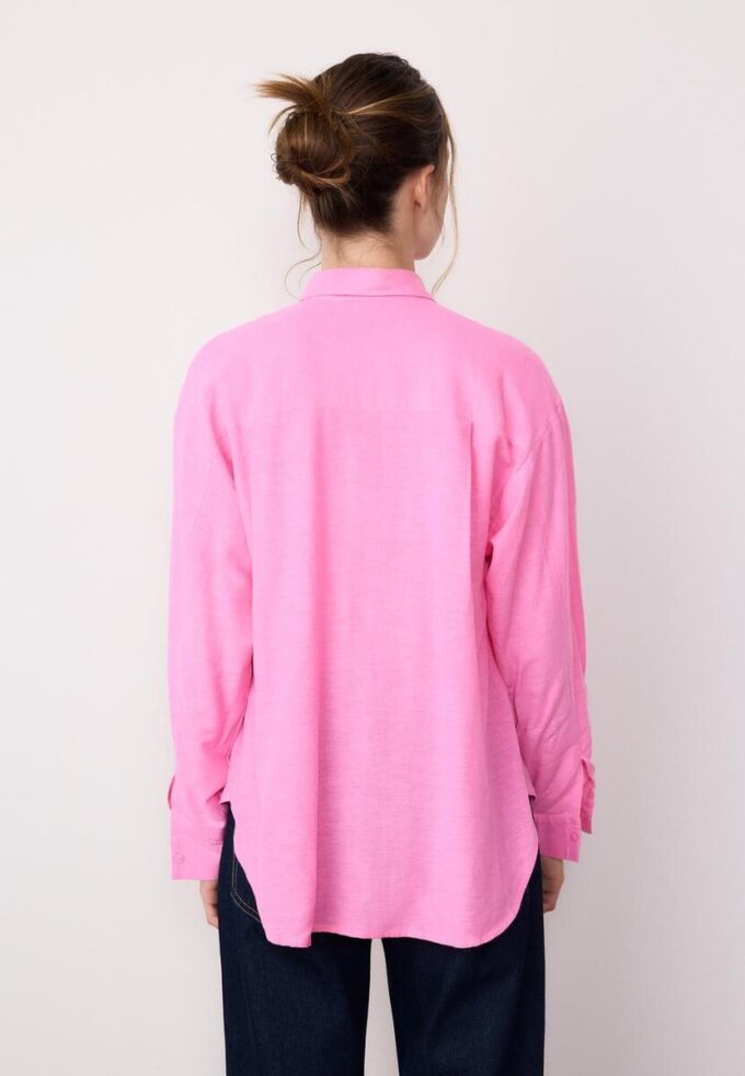 Flytende skjorte i lin-look