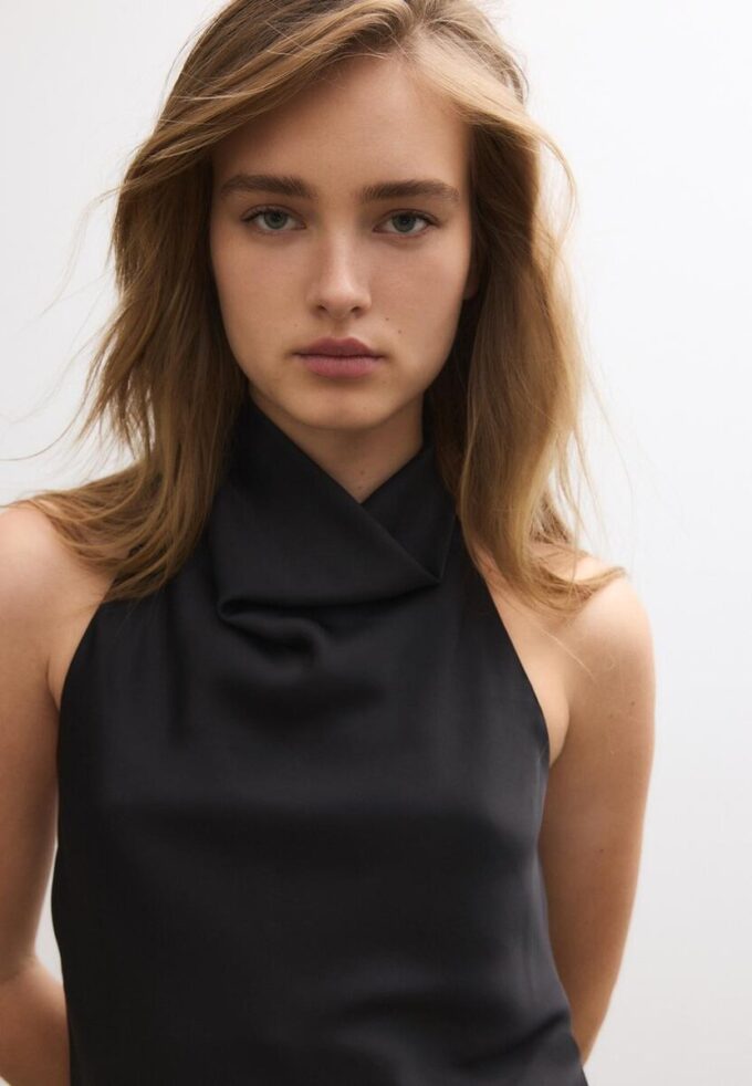 Haltertop med satineffekt