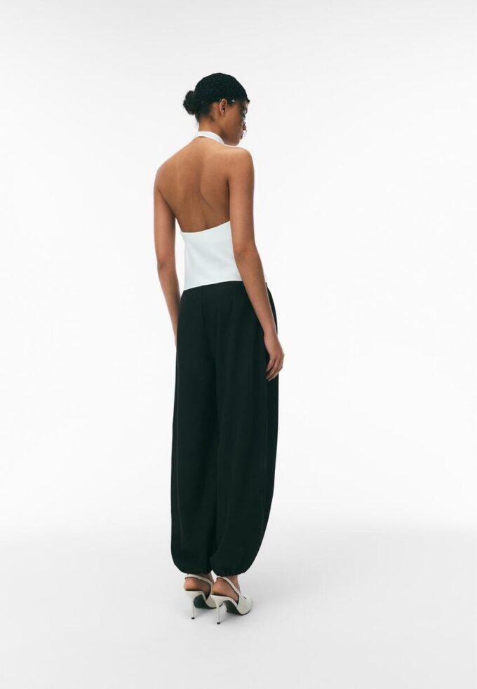 Haltertop med satineffekt