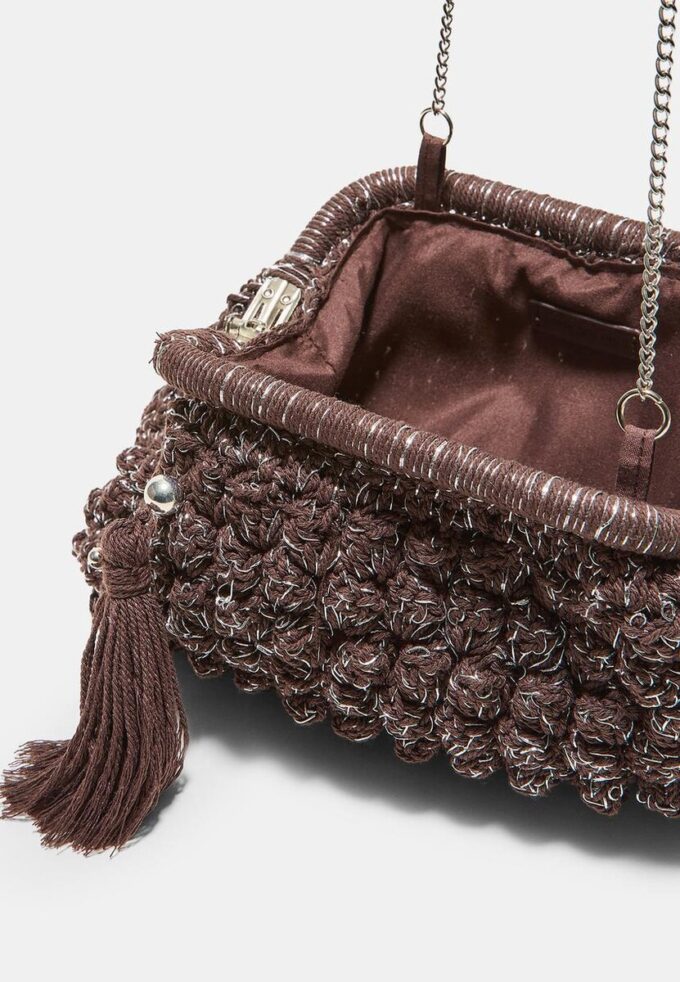 Heklet bøtteveske med metalltråd