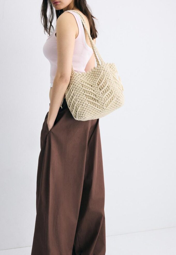 Heklet shopperveske med metalltråd