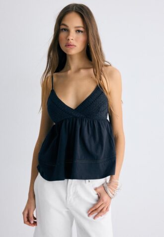 Heklet topp med stropper