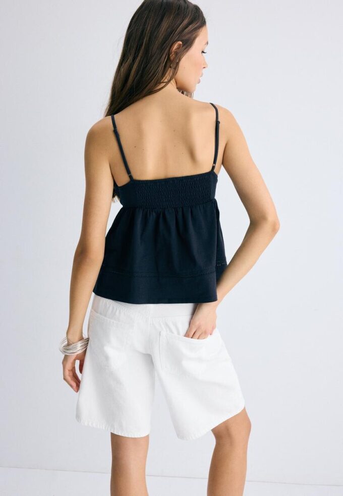 Heklet topp med stropper