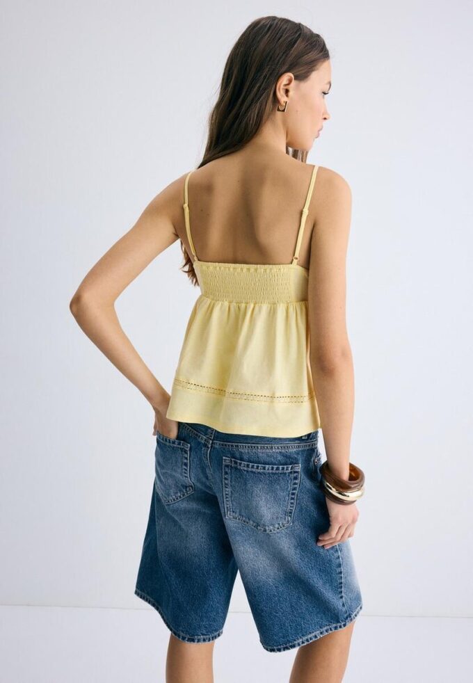 Heklet topp med stropper