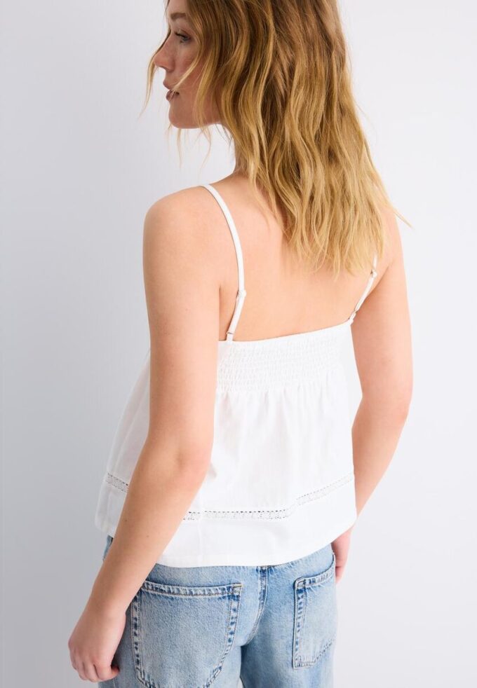 Heklet topp med stropper