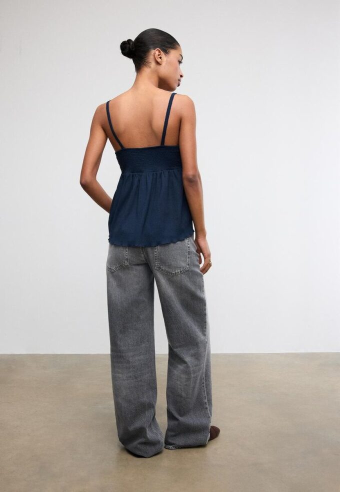 Heklet topp med volanger