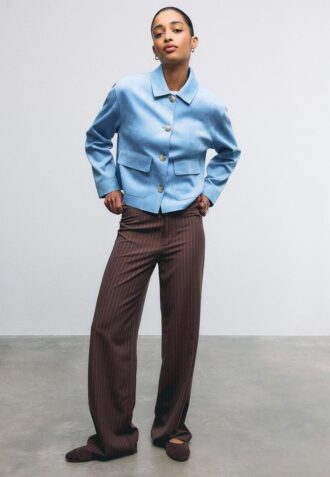 Jakke i imitert semsket skinn med lommer