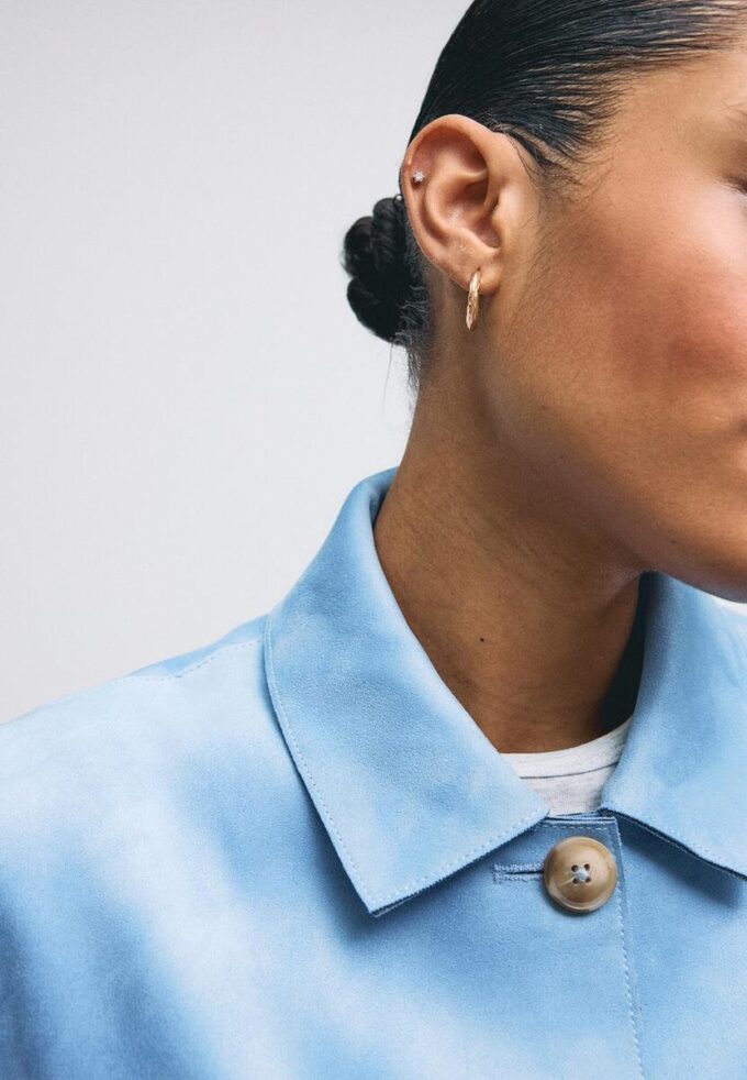 Jakke i imitert semsket skinn med lommer