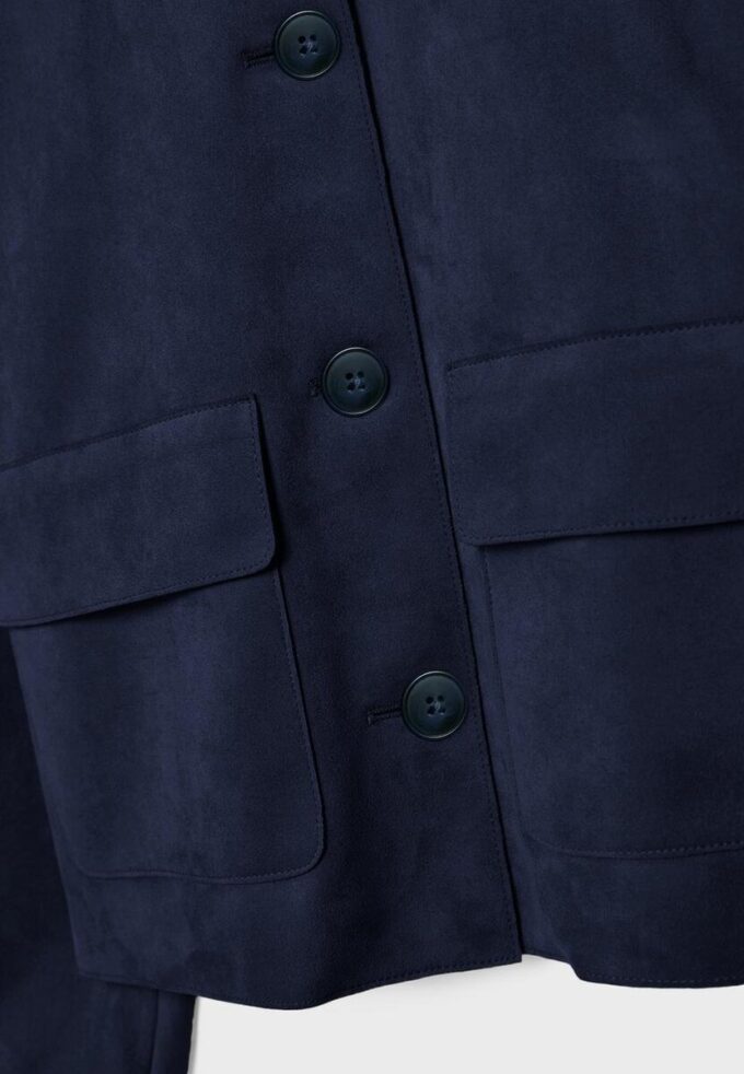 Jakke i imitert semsket skinn med lommer