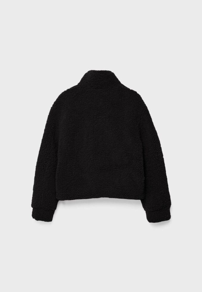 Jakke med glidelås og fôr i imitert saueskinn