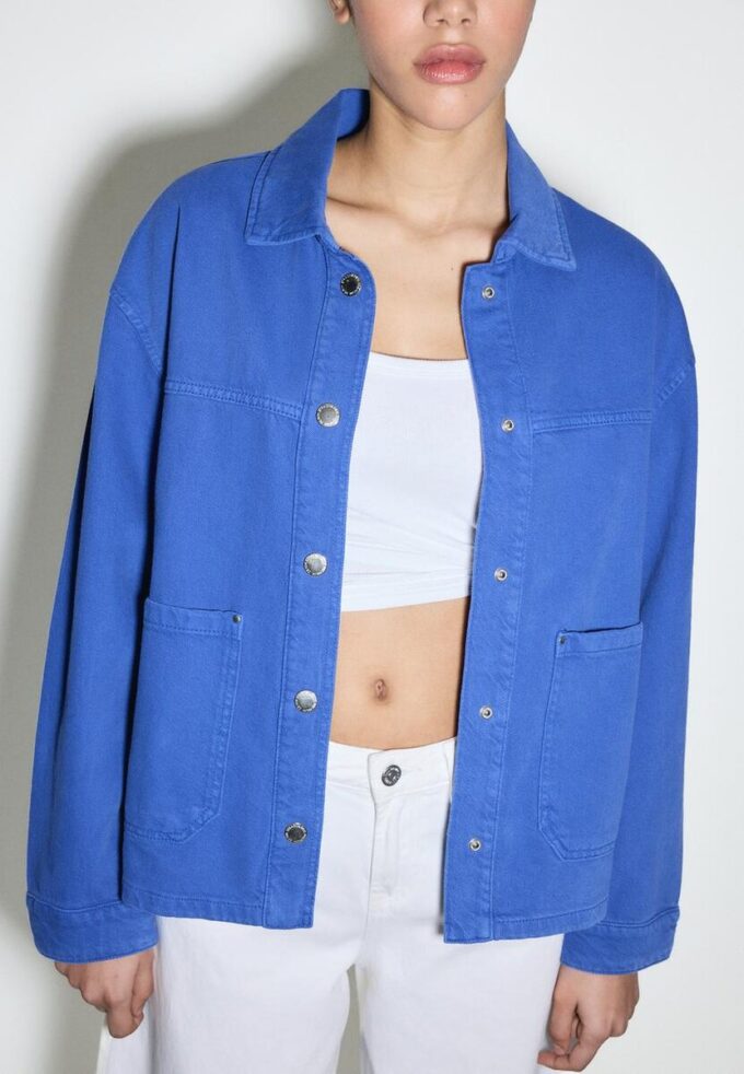 Jakke med påsydde lommer