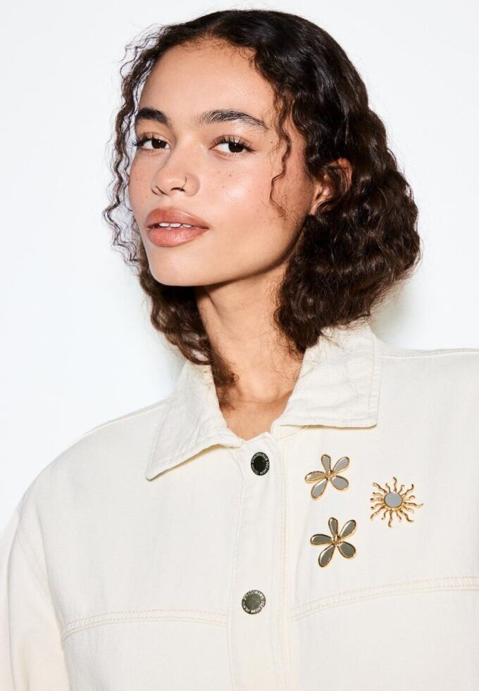 Jakke med påsydde lommer