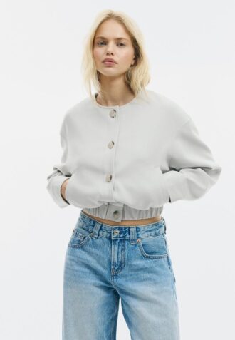 Jakke med puffermmer og rund hals