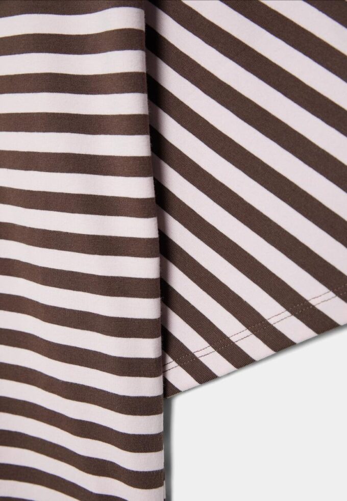 Japansk T-skjorte med korte ermer