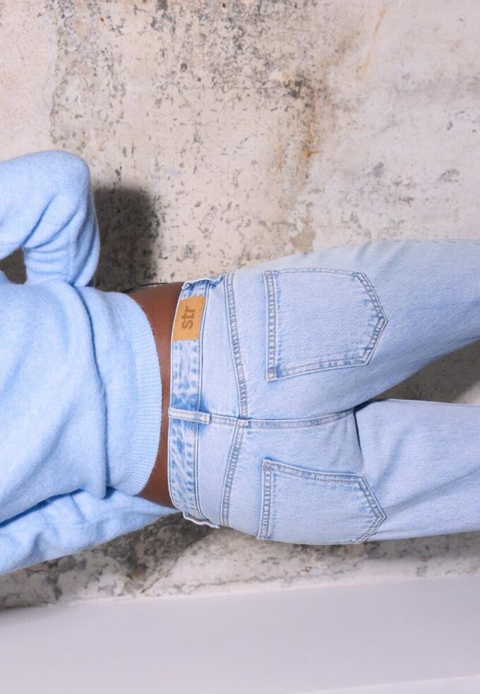 Jeans med lav midje og rette ben