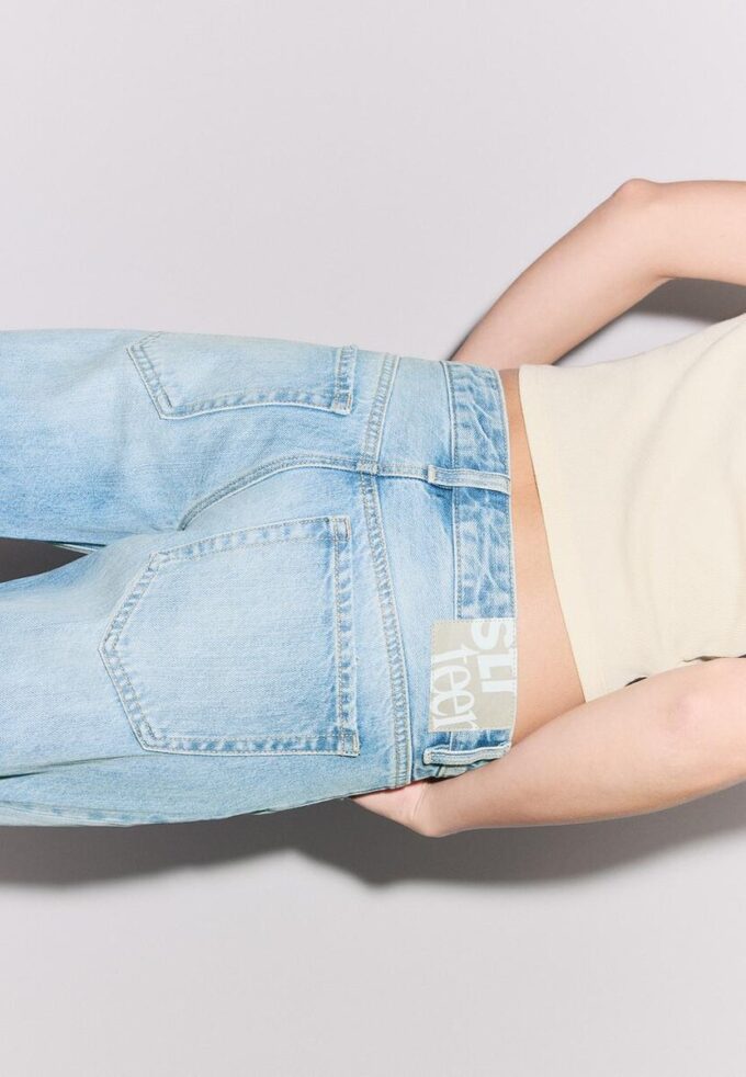 Jeans med lav midje og rette ben