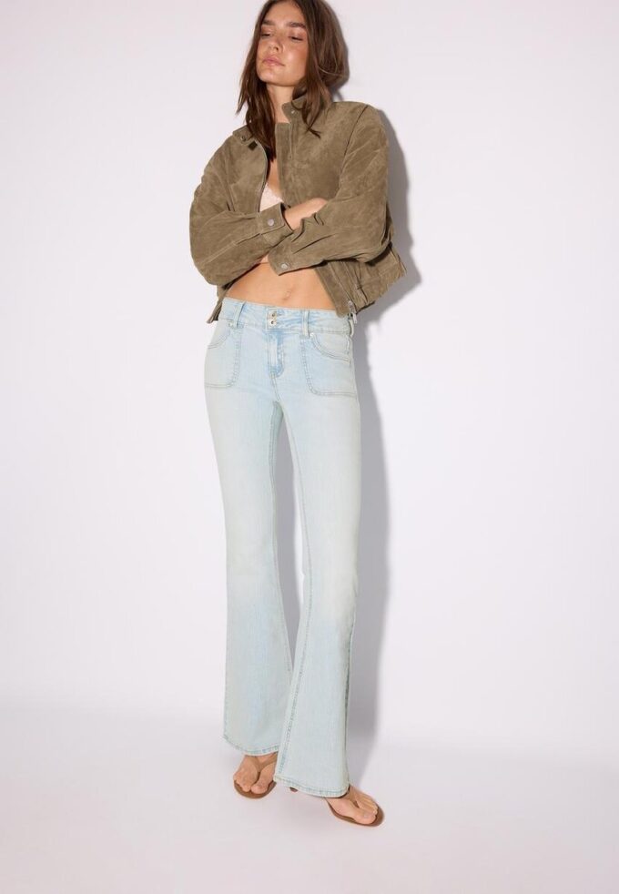 Jeans med lav midje og sømlommer