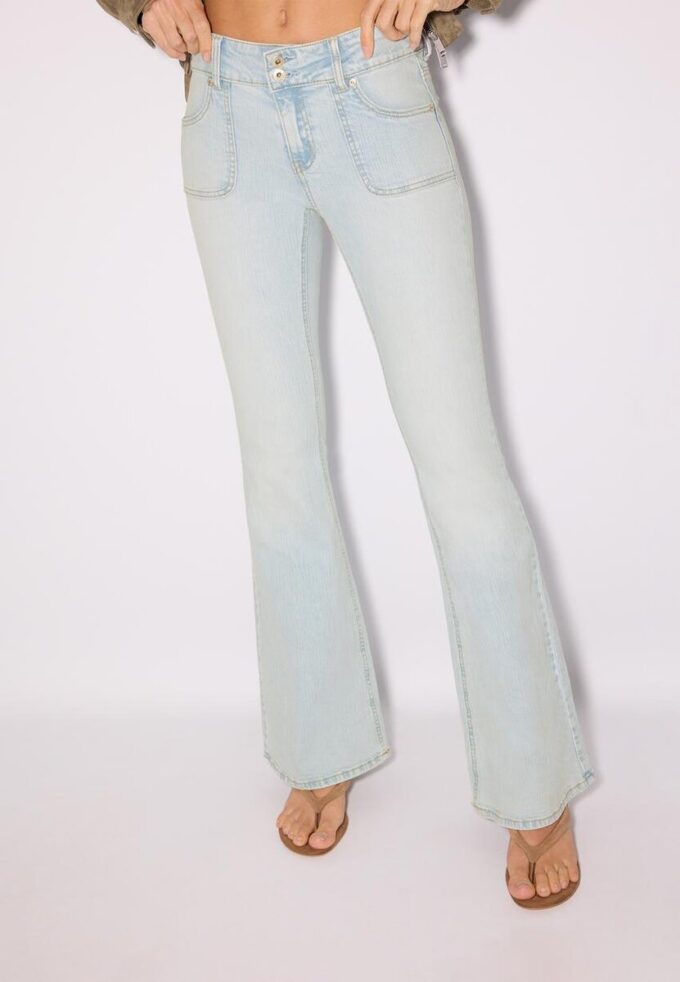 Jeans med lav midje og sømlommer