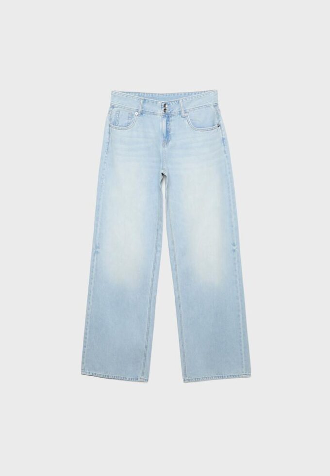 Jeans med lav midje og to knapper