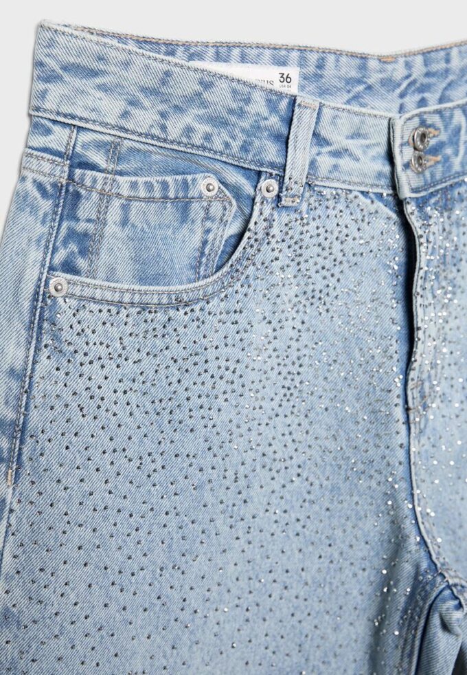 Jeans med lav midje og Wide Leg-ben med rhinestones