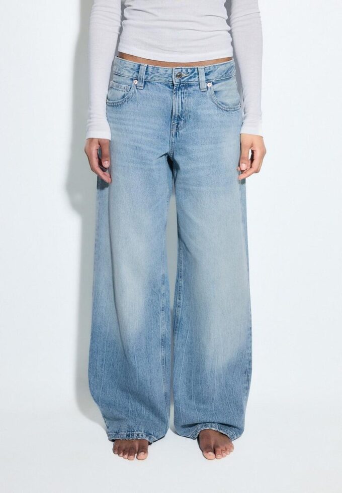 Jeans med lav midje og Wide Leg-ben med stjernedetaljer