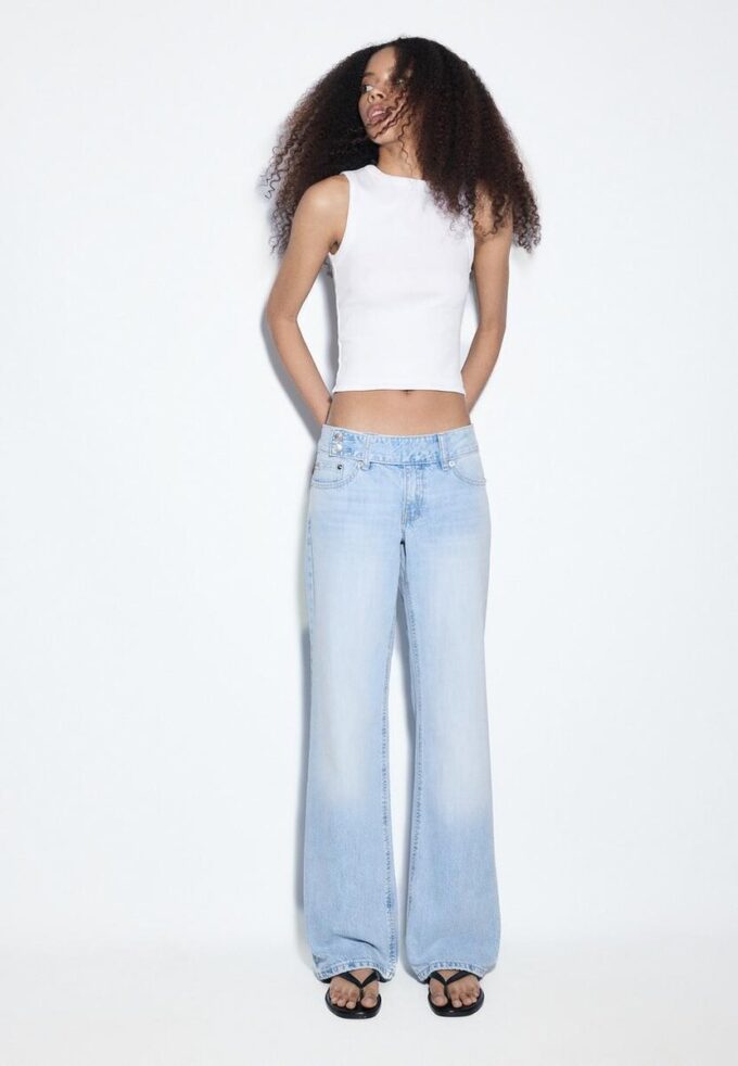 Jeans med lav midje, rette ben og hammerløkker