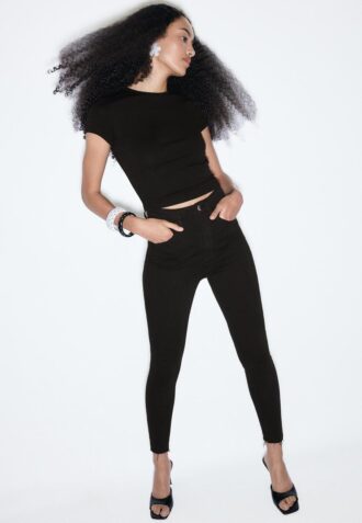 Jeans med superhøy midje