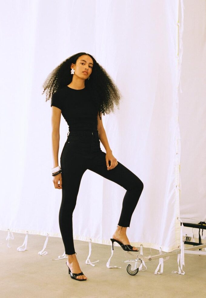 Jeans med superhøy midje