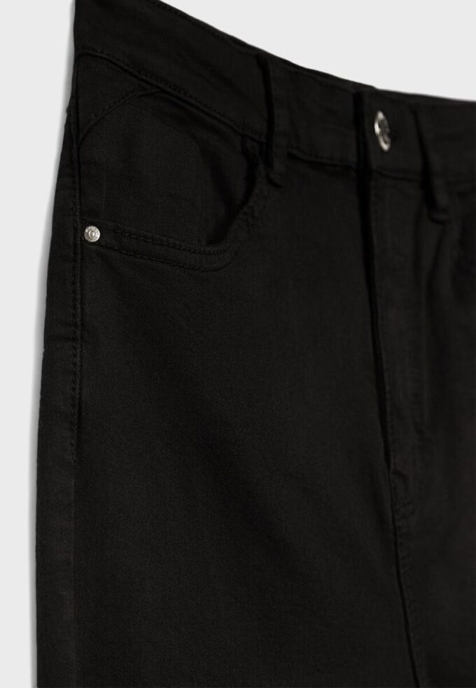 Jeans med superhøy midje