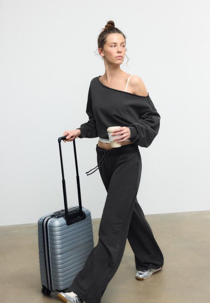 Joggebukse med rett ben og vasket effekt