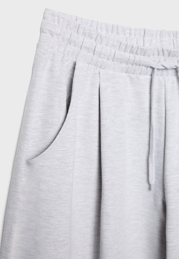 Joggebukser med innsnit